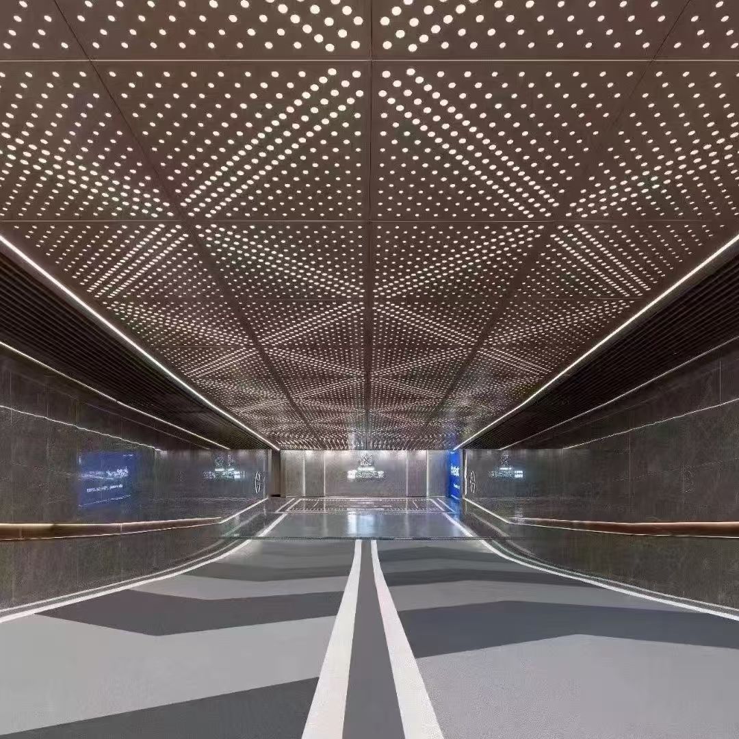 三亚市室内吊顶勾搭板铝围挡 - 价格